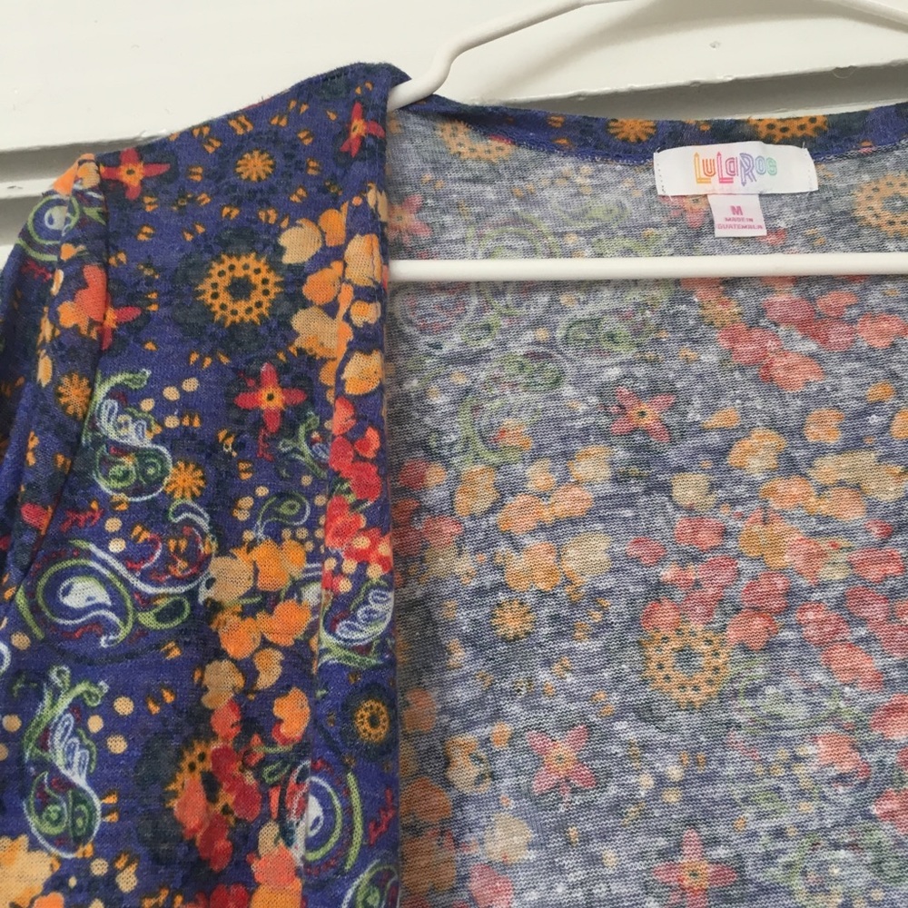 Lularoe sarah size medium